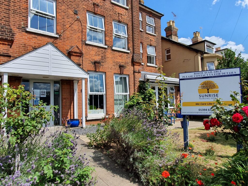 South Coast Care Homes | We Care Like Family!